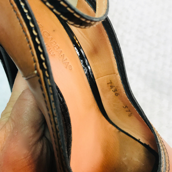 Dolce & Gabbana peep toe platform pamps - Picture 8 of 8